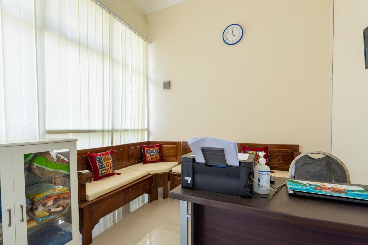 Oyo 3706 Griya Tentrem Syariah Lamongan エクステリア 写真